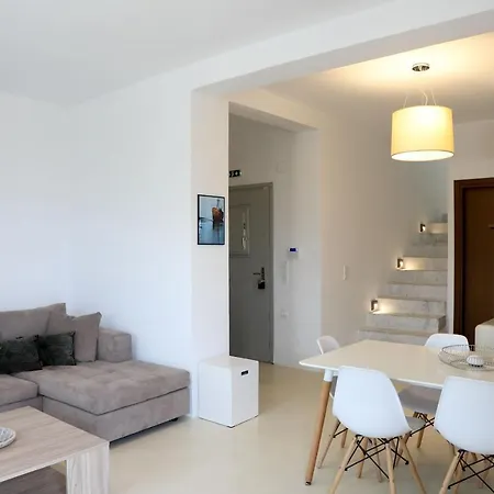 Vorino Luxury Holiday home *